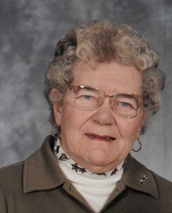 Obituary of June Catherine MacDonald | P & K MacDonald Funeral Home